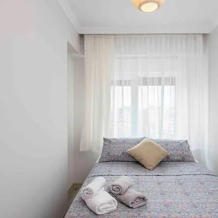 Ultralux 2 Bedroom High Floor In Kadikoy Kozyatagi