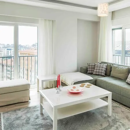 Ultralux 2 Bedroom High Floor In Kadikoy Kozyatagi *